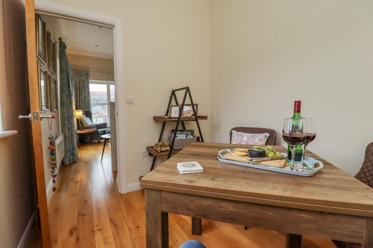 Grays Cottage Whitby Bagian luar foto