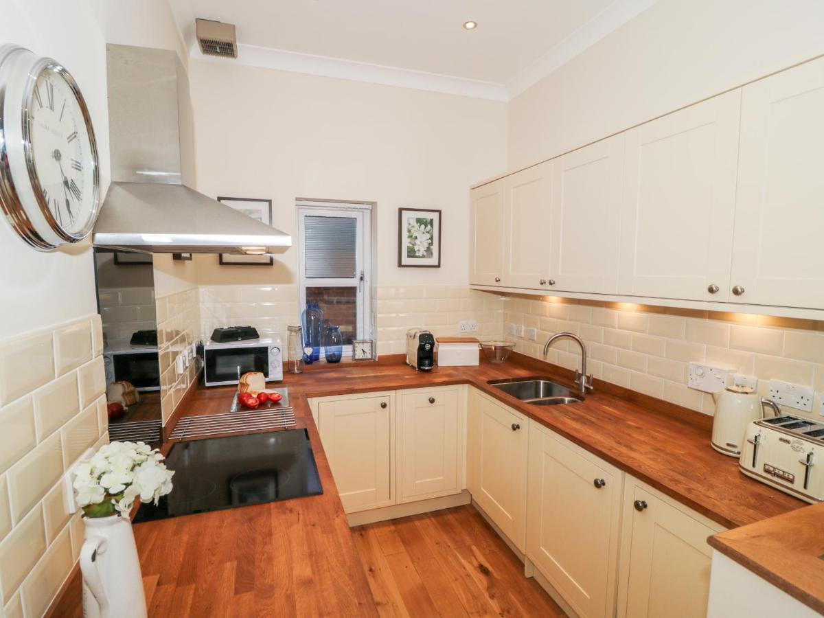 Grays Cottage Whitby Bagian luar foto
